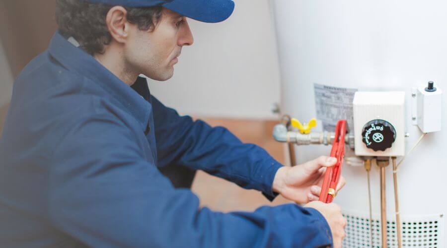 Professional Tankless Water Heater Installation in Villalba, PR